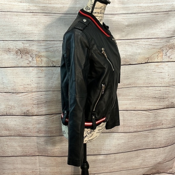 Blank NYC “Frisky Business” Faux Leather Vegan Moto Jacket Bally Stripe XS - Picture 5 of 15